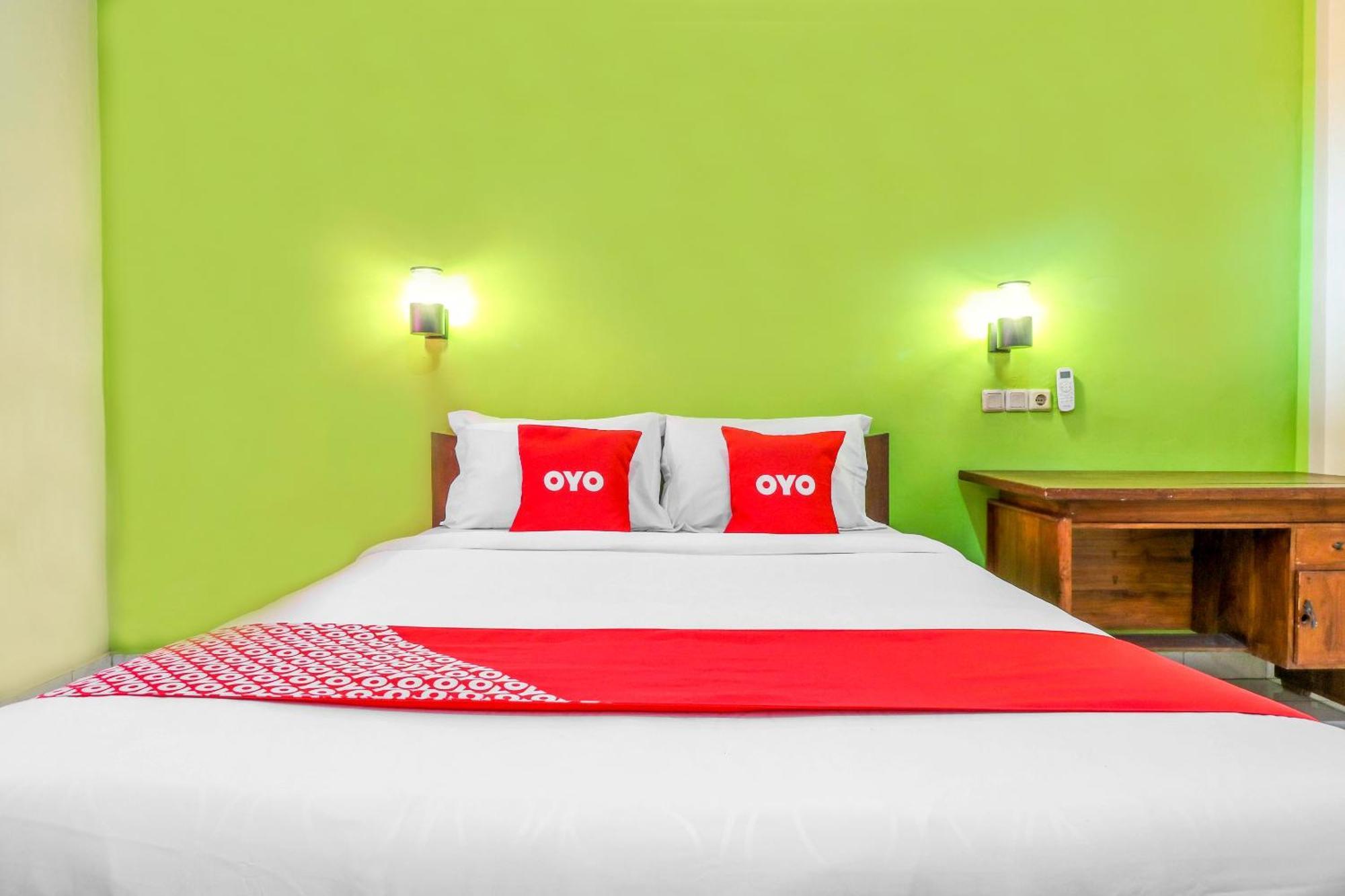 Oyo 2184 Nan Berlian Inn Легиан Экстерьер фото