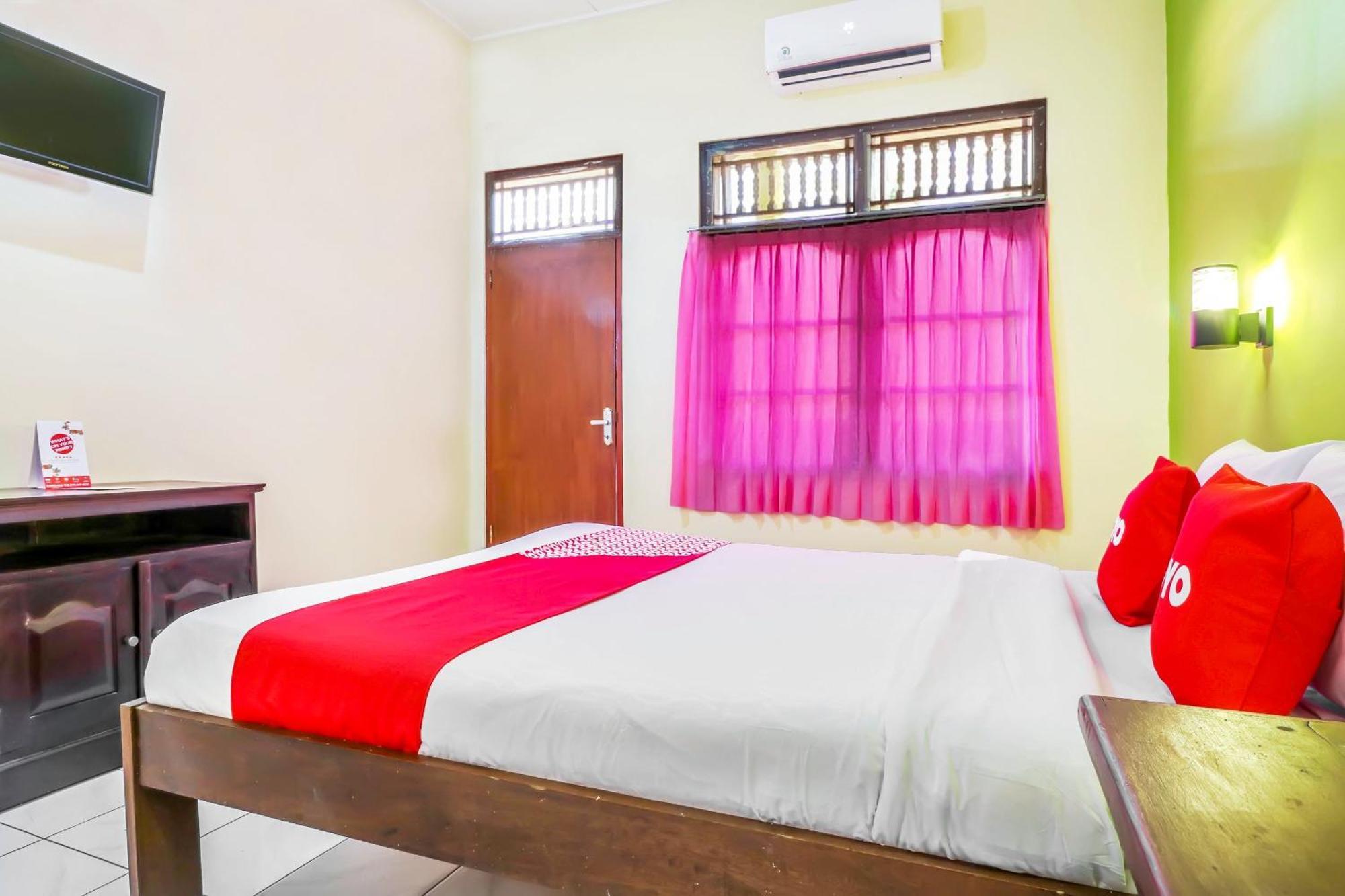 Oyo 2184 Nan Berlian Inn Легиан Экстерьер фото