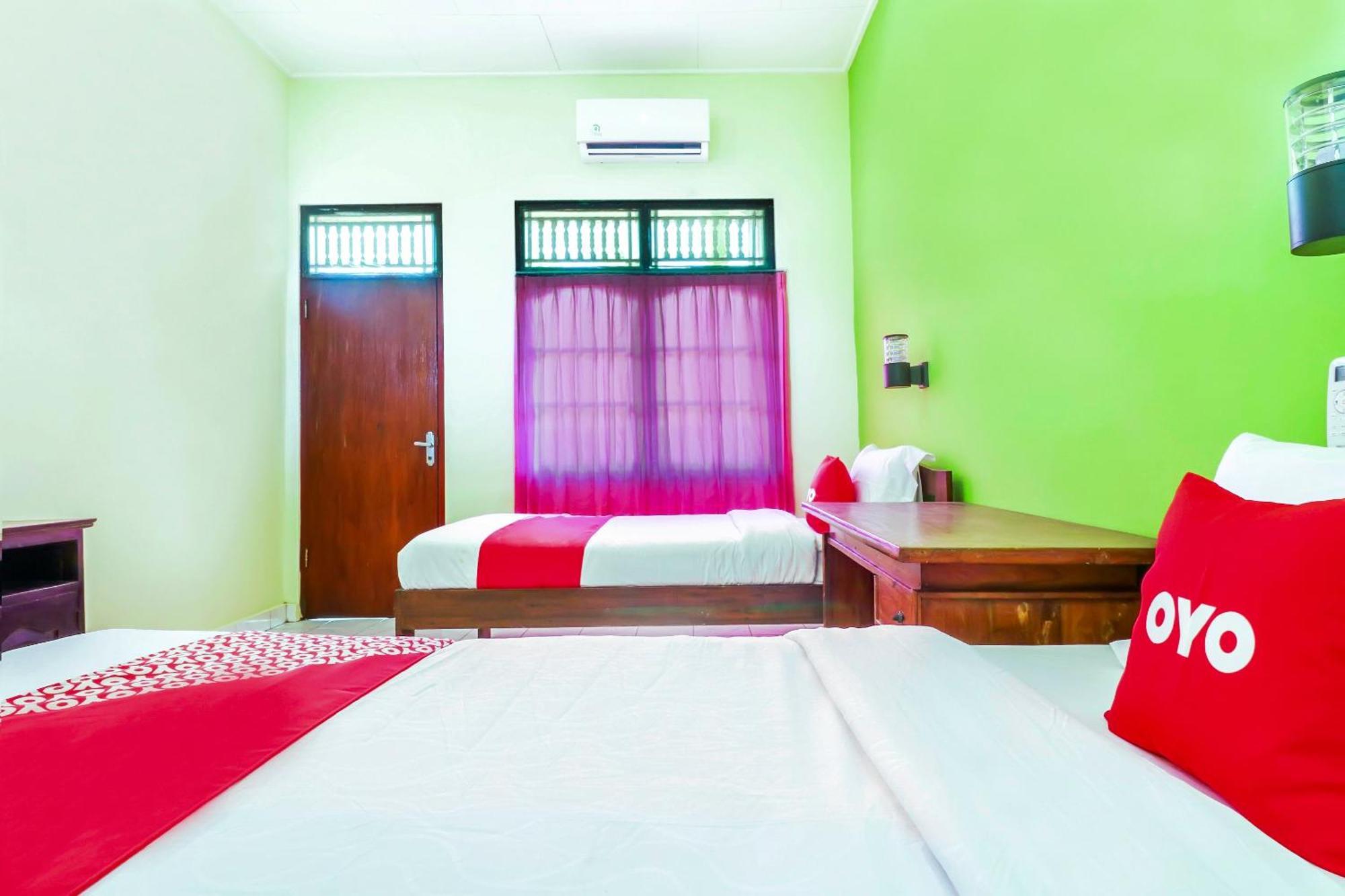 Oyo 2184 Nan Berlian Inn Легиан Экстерьер фото