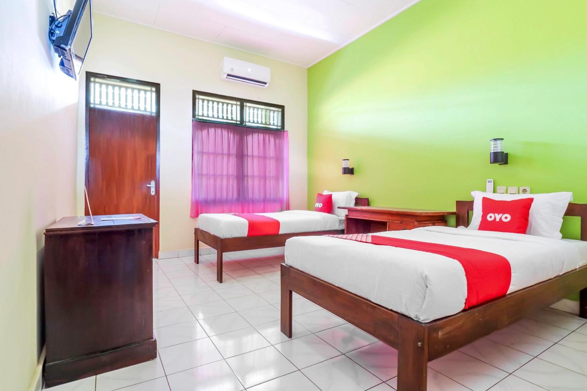 Oyo 2184 Nan Berlian Inn Легиан Экстерьер фото